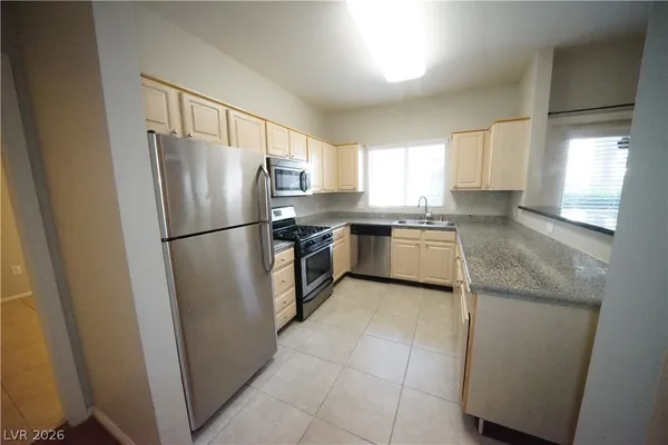 $1,640 | 5250 South Rainbow Boulevard, Unit 1069, Las Vegas, NV 89118