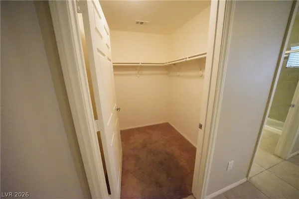 $1,640 | 5250 South Rainbow Boulevard, Unit 1069, Las Vegas, NV 89118
