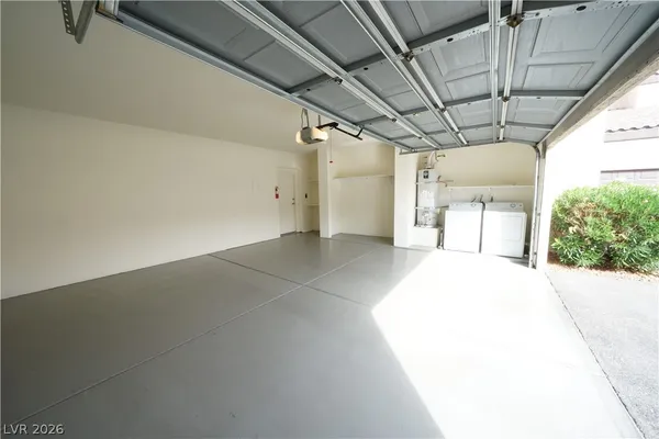 $1,640 | 5250 South Rainbow Boulevard, Unit 1069, Las Vegas, NV 89118