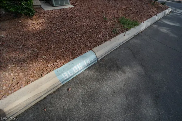 $1,640 | 5250 South Rainbow Boulevard, Unit 1069, Las Vegas, NV 89118