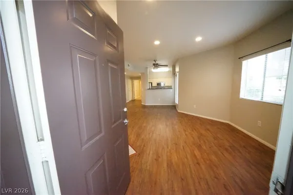 $1,640 | 5250 South Rainbow Boulevard, Unit 1069, Las Vegas, NV 89118