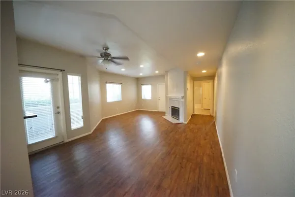 $1,640 | 5250 South Rainbow Boulevard, Unit 1069, Las Vegas, NV 89118