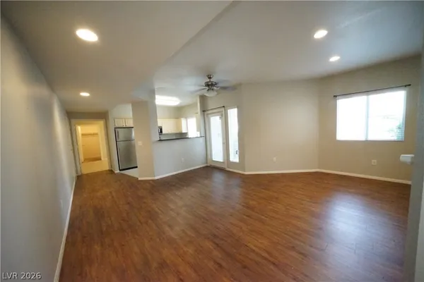 $1,640 | 5250 South Rainbow Boulevard, Unit 1069, Las Vegas, NV 89118