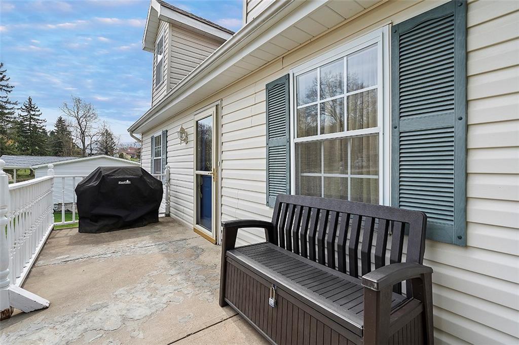 310 Clements Road Pittsburgh, PA 15239 - Photo 2 of 25