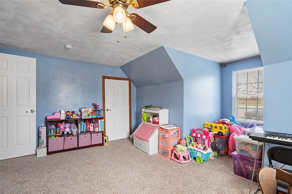 310 Clements Road Pittsburgh, PA 15239 - Photo 19 of 25