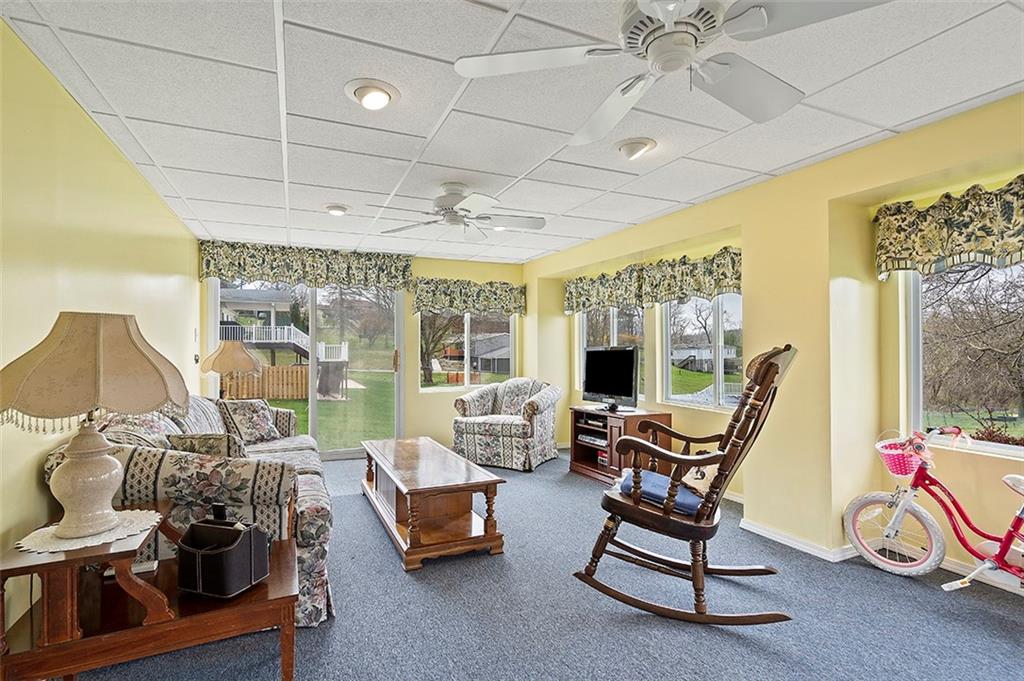 310 Clements Road Pittsburgh, PA 15239 - Photo 21 of 25