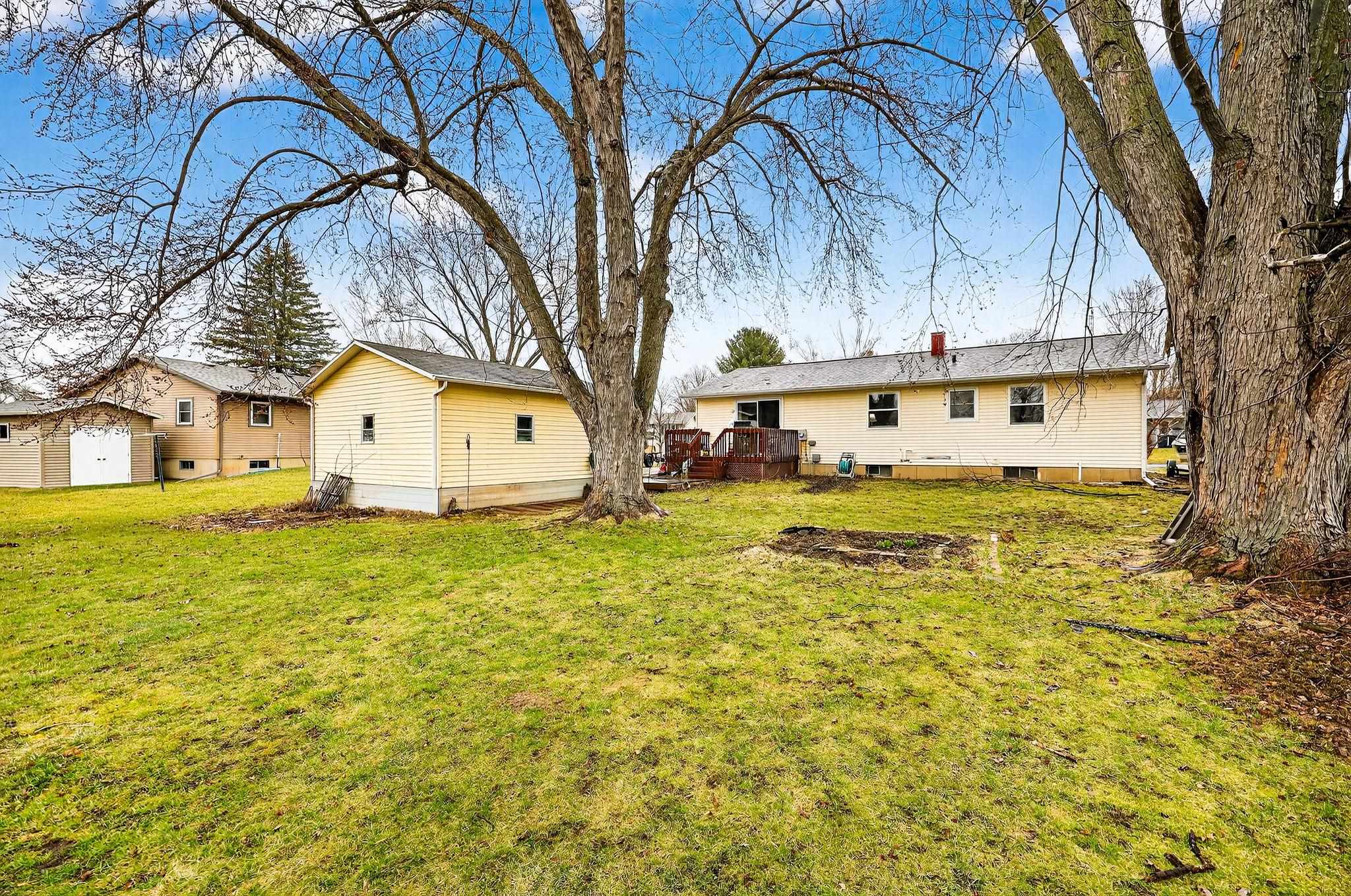209 Midvale Drive Marshall, WI 53559 - Photo 37 of 53