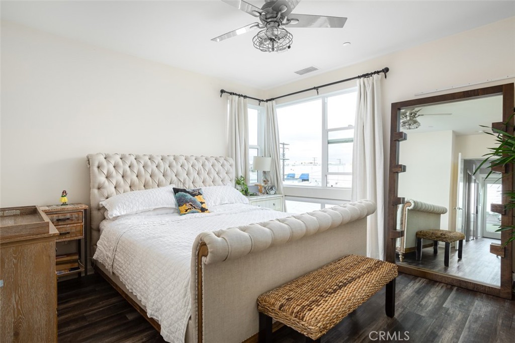 129 Tribeca Way Costa Mesa, CA 92627 - Photo 12 of 24