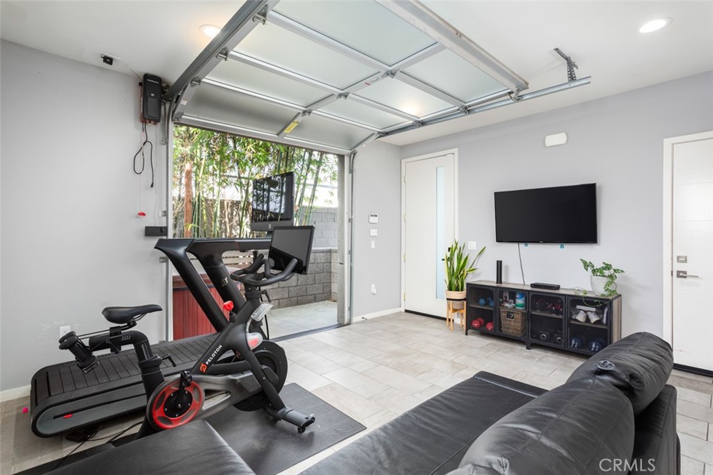 129 Tribeca Way Costa Mesa, CA 92627 - Photo 2 of 24