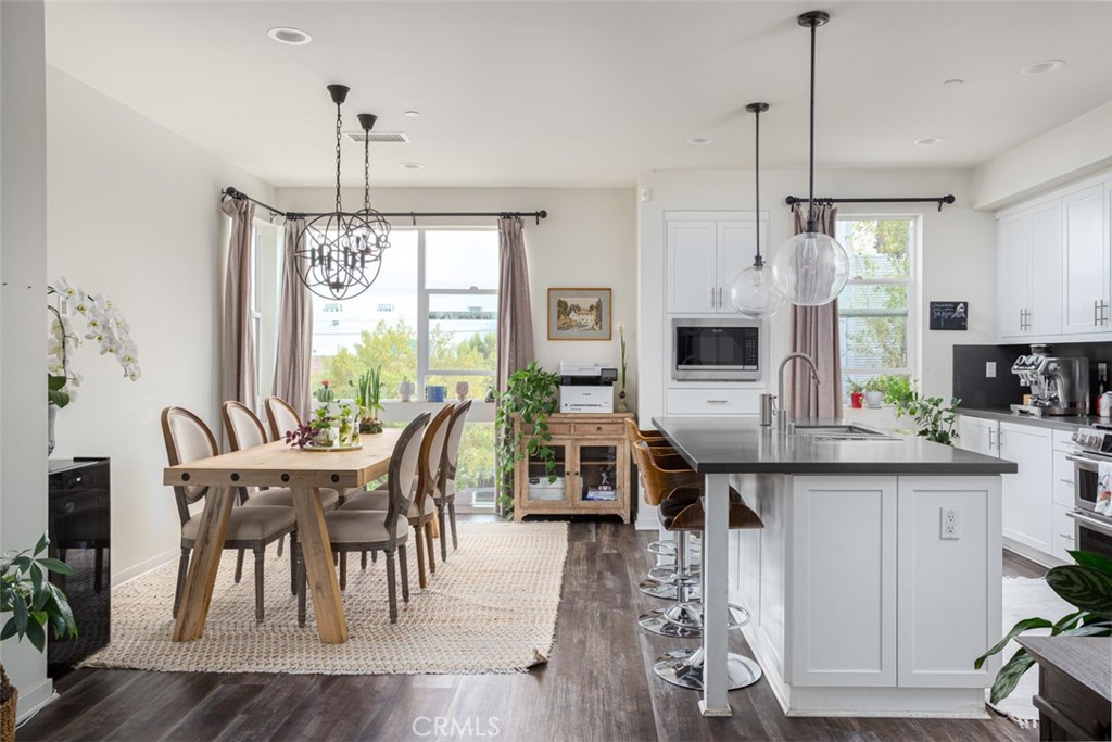 129 Tribeca Way Costa Mesa, CA 92627 - Photo 7 of 24