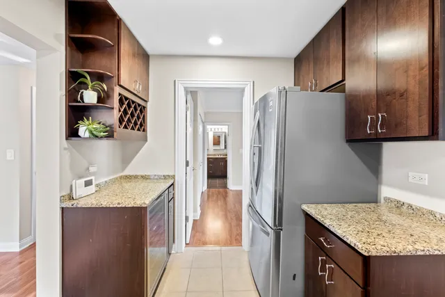 $3,500 | 3952 Oak Avenue, Northbrook, IL 60062