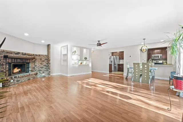 $3,500 | 3952 Oak Avenue, Northbrook, IL 60062