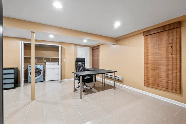 $3,500 | 3952 Oak Avenue, Northbrook, IL 60062