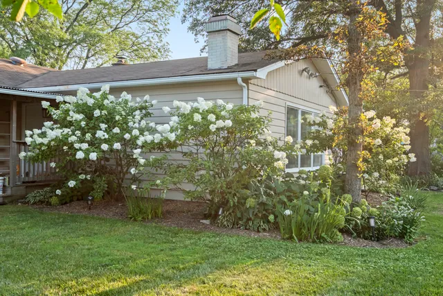 $3,500 | 3952 Oak Avenue, Northbrook, IL 60062