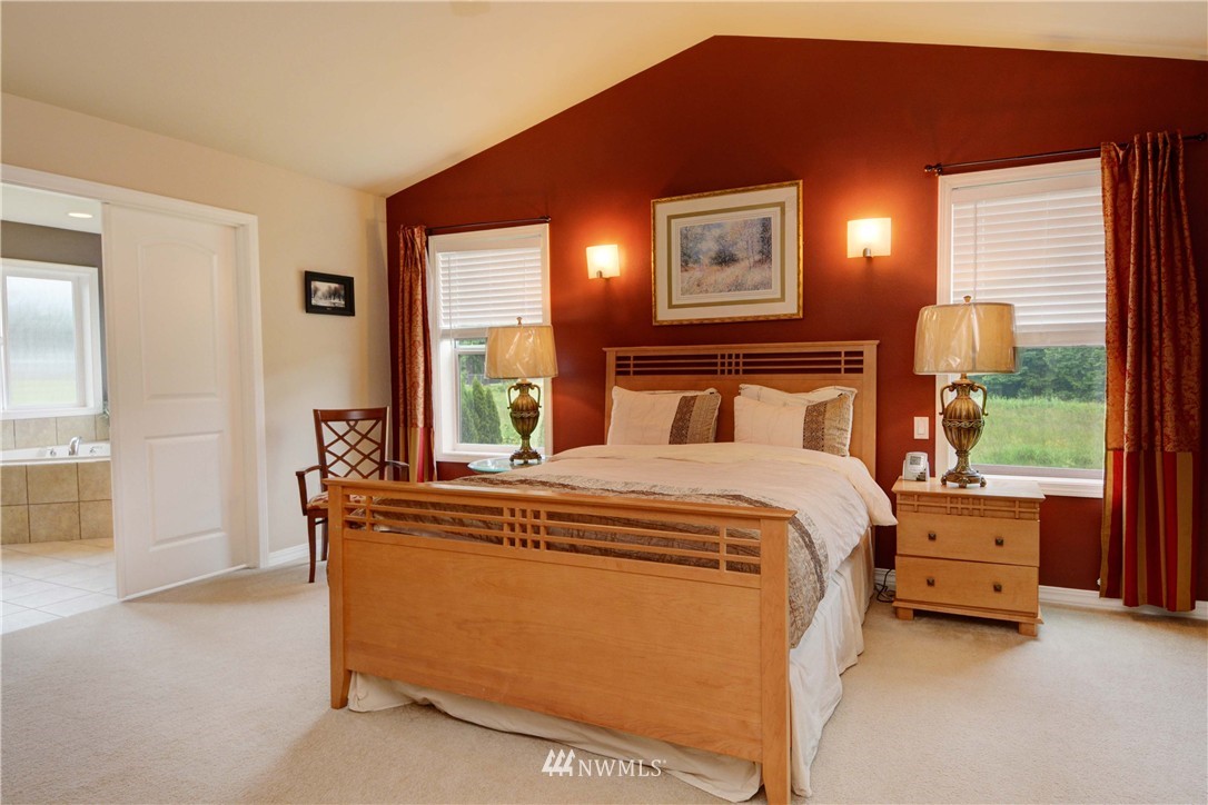 21407 42 Avenue Southeast Bothell, WA 98021 - Photo 14 of 25