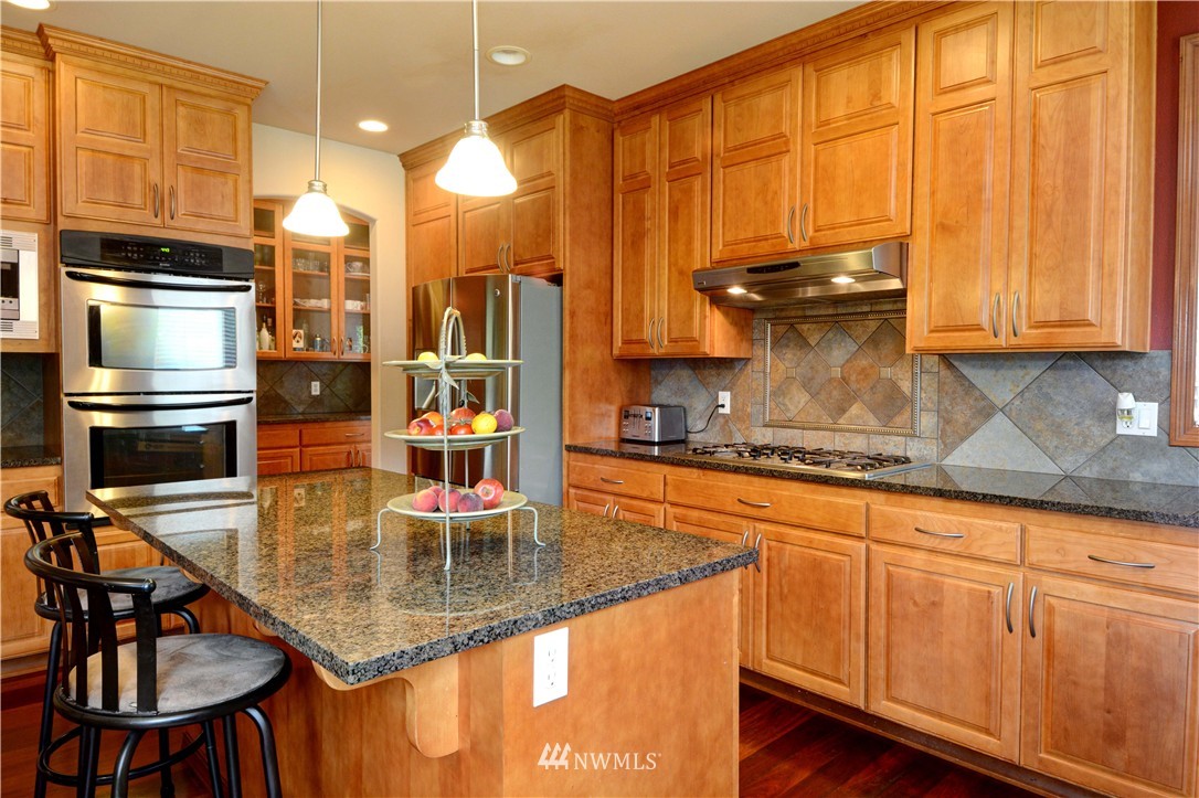 21407 42 Avenue Southeast Bothell, WA 98021 - Photo 8 of 25