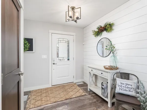 $574,000 | 1961 6th Avenue North, St. Cloud, MN 56303