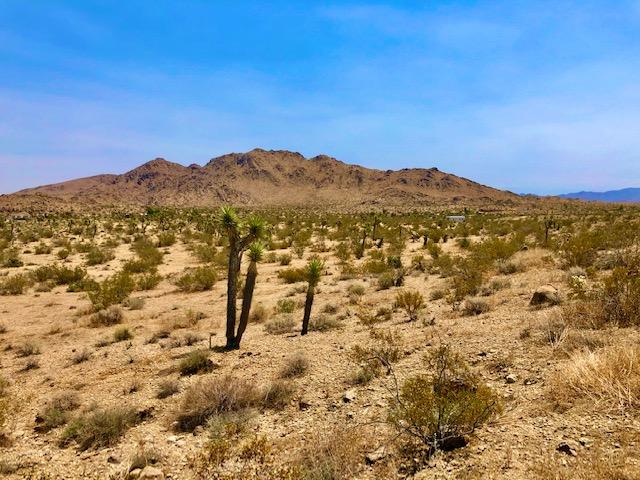 68 Julcrest Road Yucca Valley, CA 92284 - Photo 15 of 23 a view of lake and mountain