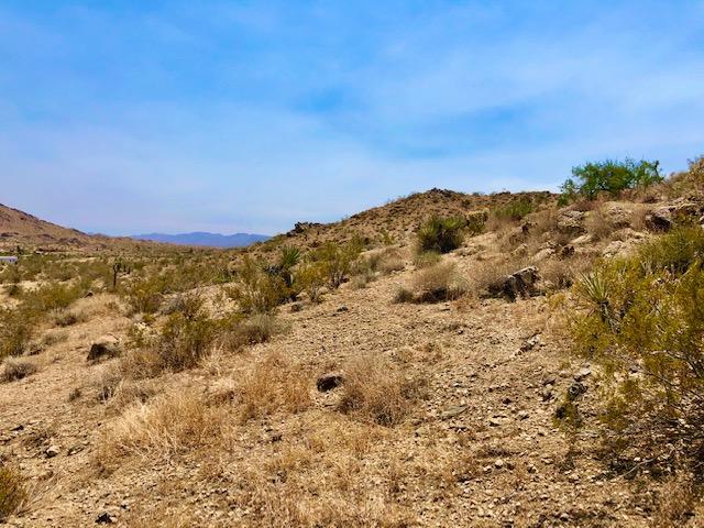 68 Julcrest Road Yucca Valley, CA 92284 - Photo 5 of 23 a view of mountain