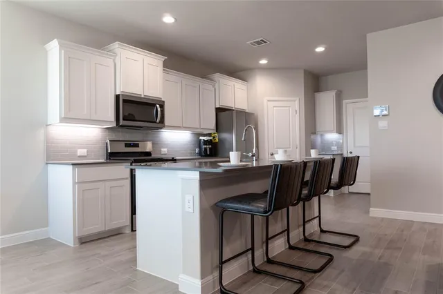 $2,350 | 11512 Harp Lane, Fort Worth, TX 76052