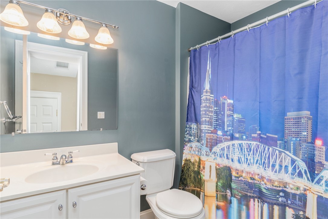 132 Channel View, Unit 3 Warwick, RI 02889 - Photo 36 of 50 Upstairs hall bath