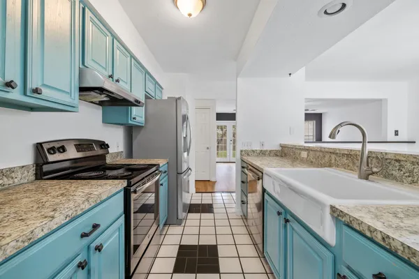 $2,100 | 805 Sabinas Court, Georgetown, TX 78628