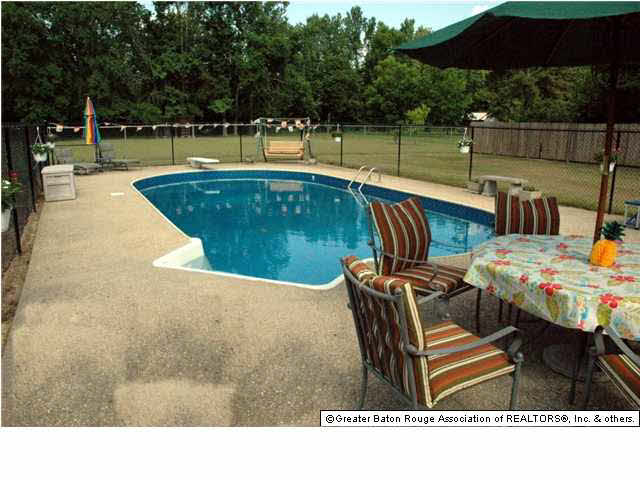 14072 Roddy Road Gonzales, LA 70737 - Photo 6 of 9 Gallery Image 6