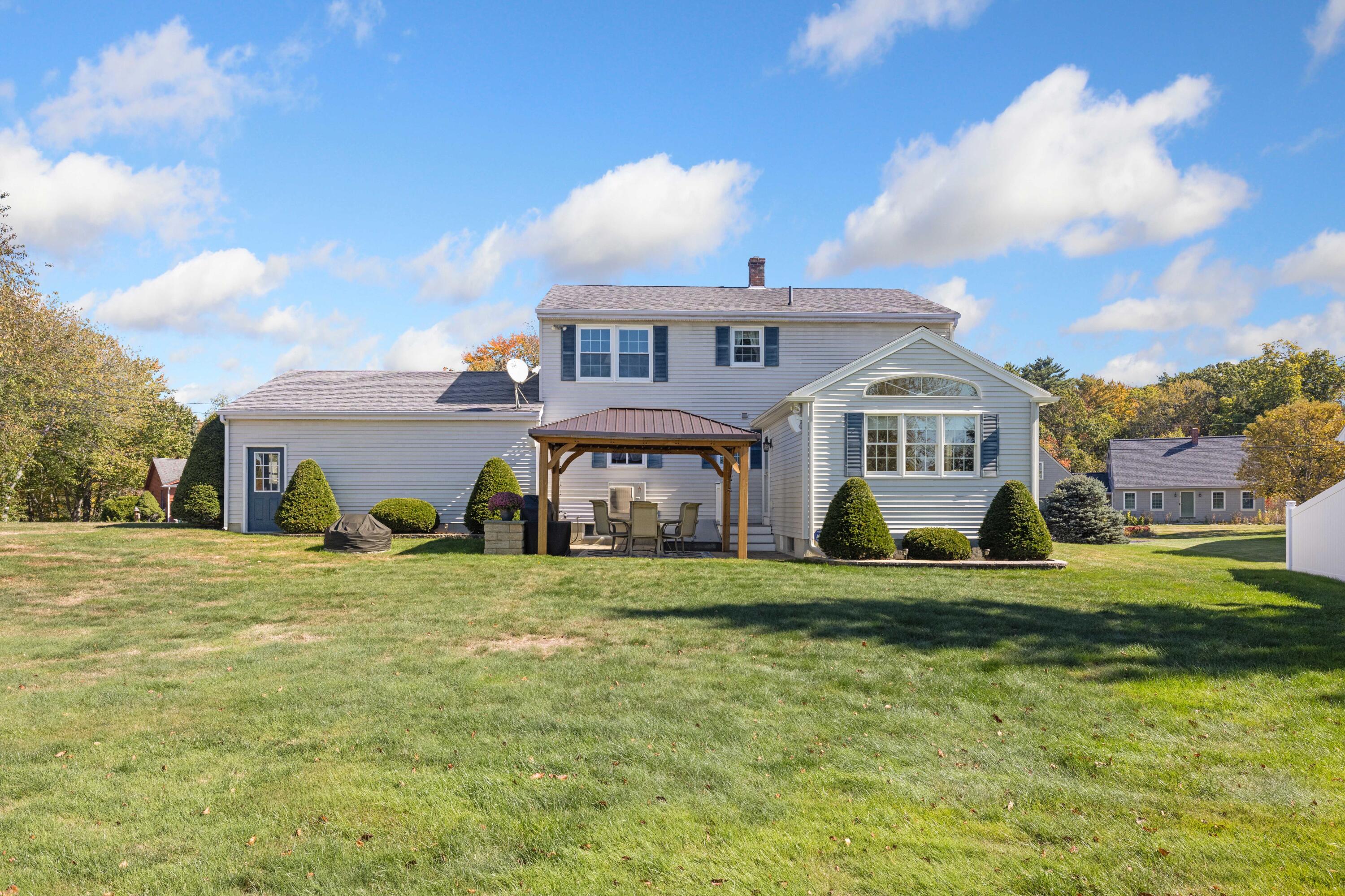 8 Indian Ridge Drive Biddeford, ME 04005 - Photo 3 of 47 Large back yard