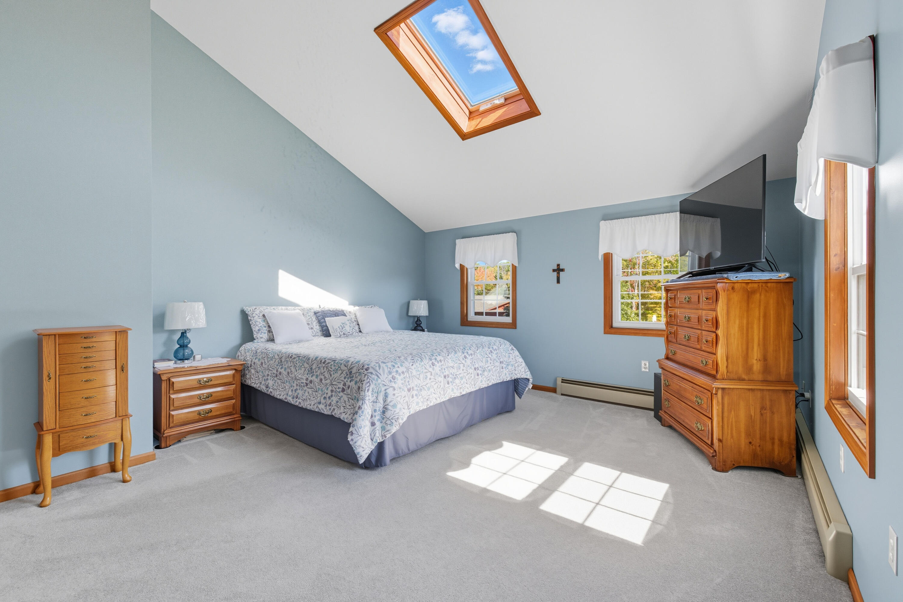 8 Indian Ridge Drive Biddeford, ME 04005 - Photo 8 of 47 Master bedroom