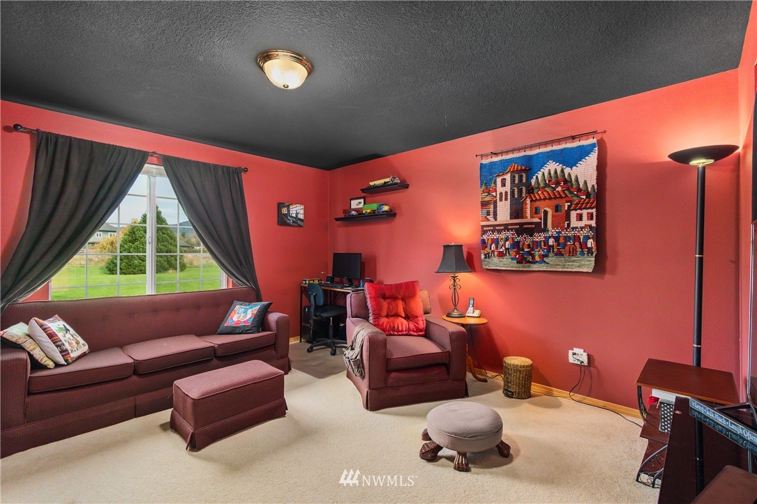 91 South Welcome Slough Road Cathlamet, WA 98612 - Photo 19 of 36 Gallery Image 19