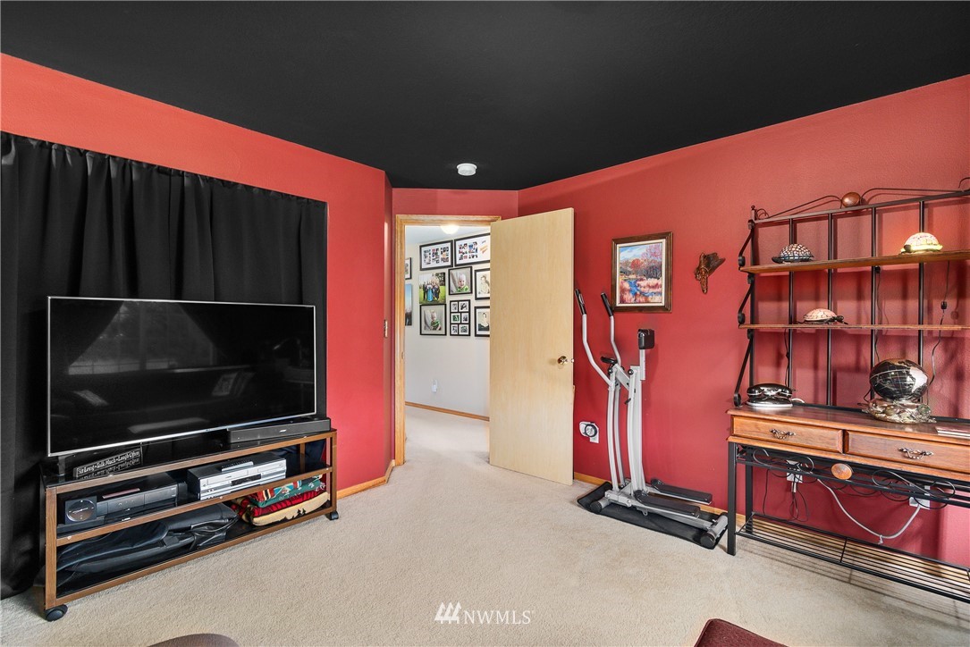 91 South Welcome Slough Road Cathlamet, WA 98612 - Photo 20 of 36 Gallery Image 20