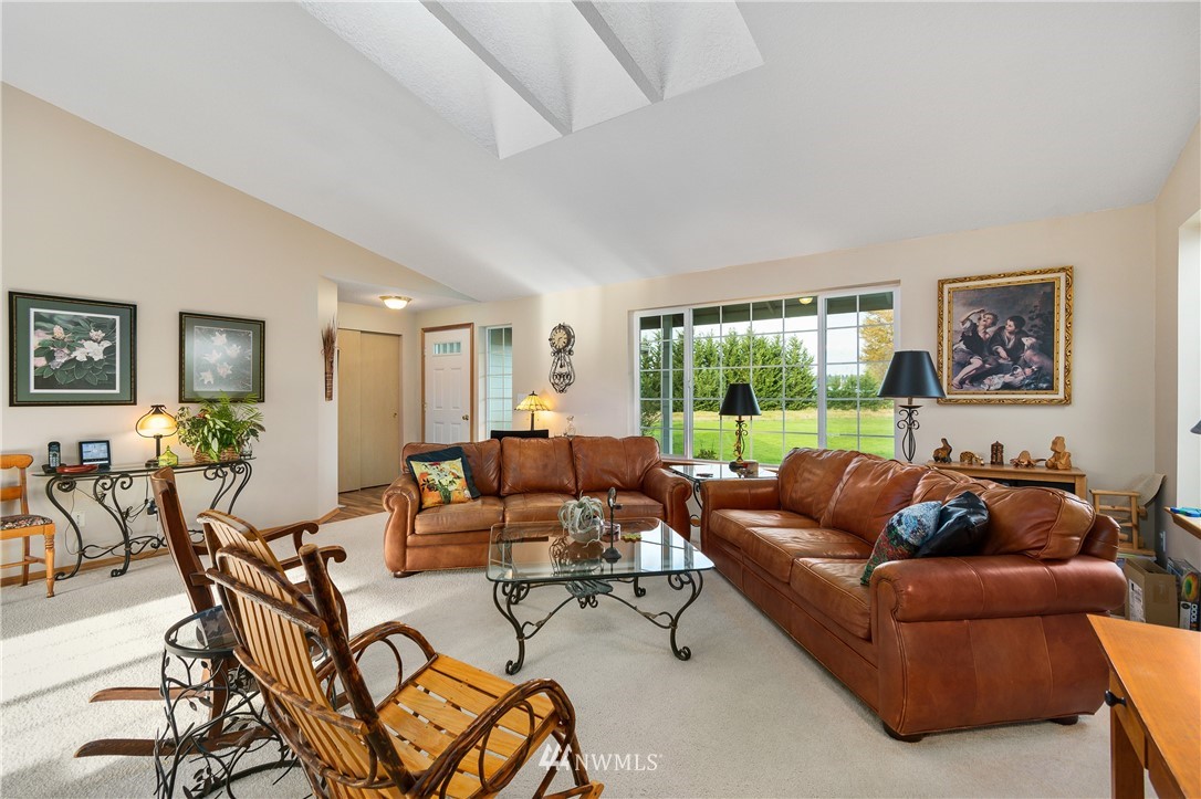 91 South Welcome Slough Road Cathlamet, WA 98612 - Photo 3 of 36 Gallery Image 3