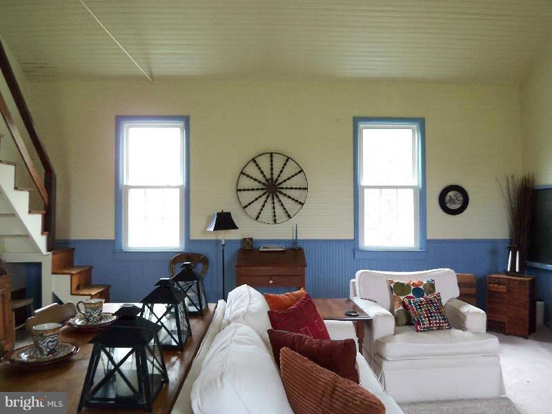 4530 Highland Ridge Road Berkeley Springs, WV 25411 - Photo 17 of 30 Great Room