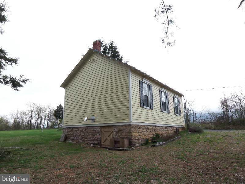 4530 Highland Ridge Road Berkeley Springs, WV 25411 - Photo 4 of 30 Exterior (Rear)
