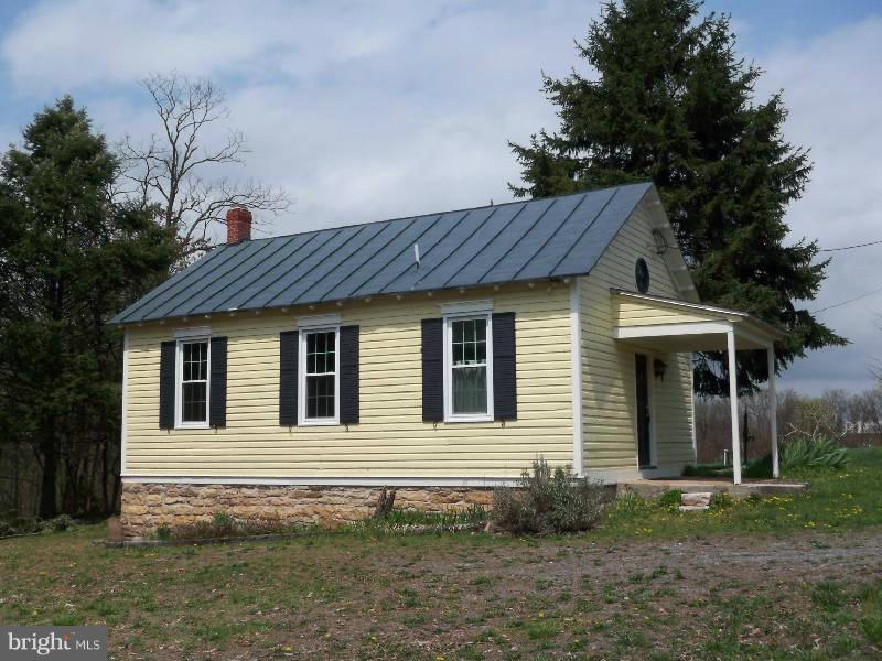 4530 Highland Ridge Road Berkeley Springs, WV 25411 - Photo 5 of 30 Exterior (General)