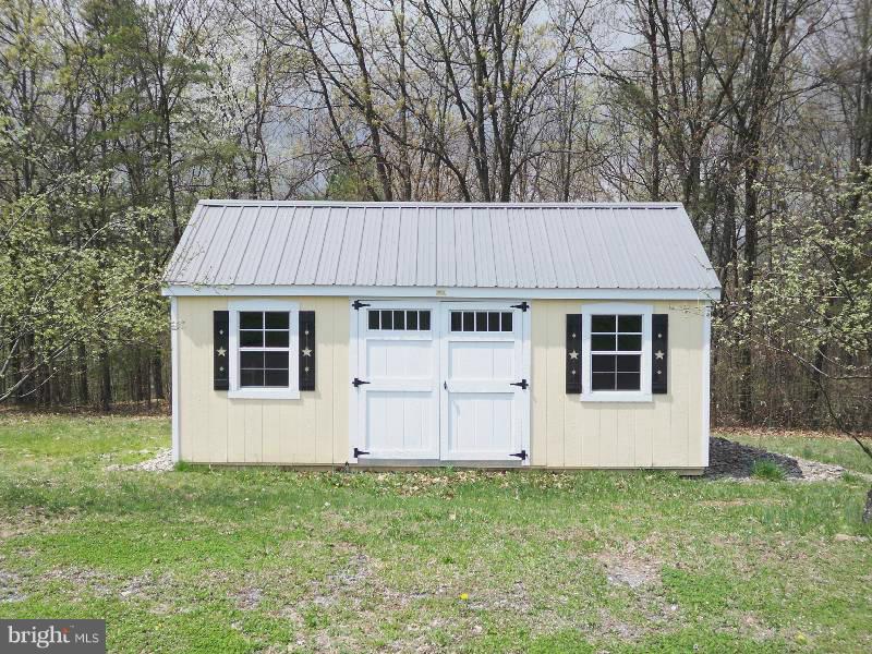 4530 Highland Ridge Road Berkeley Springs, WV 25411 - Photo 6 of 30 Exterior (General)
