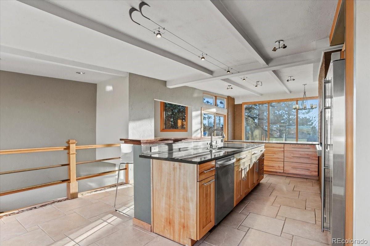 428 North Perry Park Road Sedalia, CO 80135 - Photo 8 of 38 Gallery Image 8