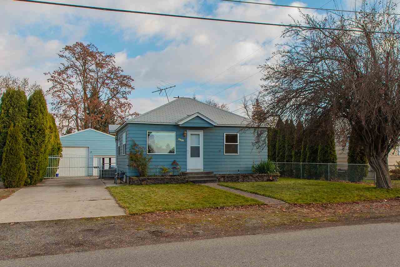 4424 North Best Road Spokane Valley, WA 99216 - Photo 2 of 20