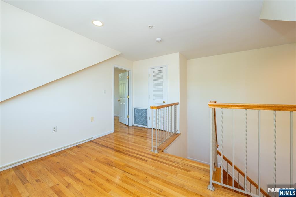 272 Union Avenue, Unit 7 Rutherford, NJ 07070 - Photo 10 of 33