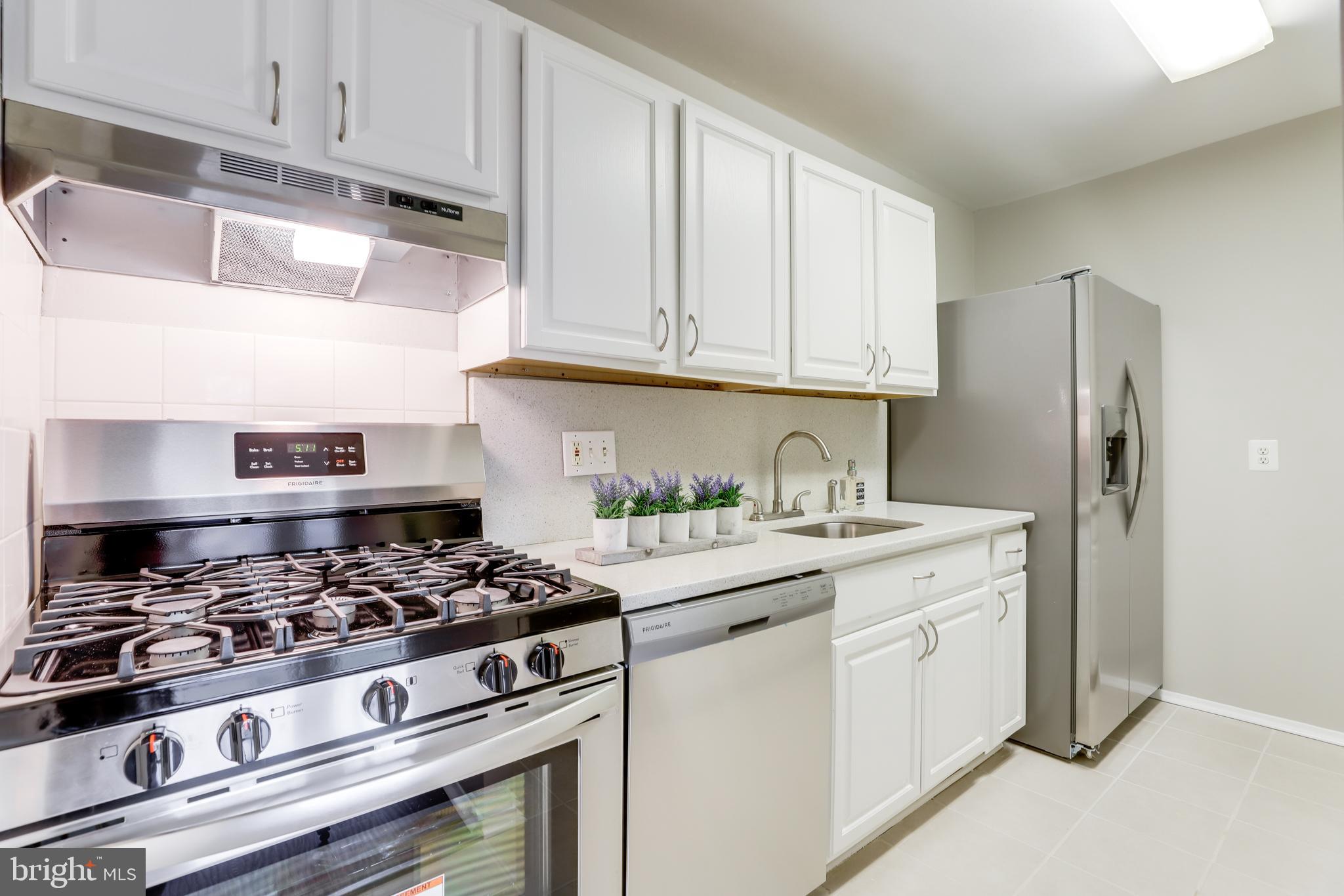 2901 Charing Cross Road, Unit 13 Falls Church, VA 22042 - Photo 10 of 33