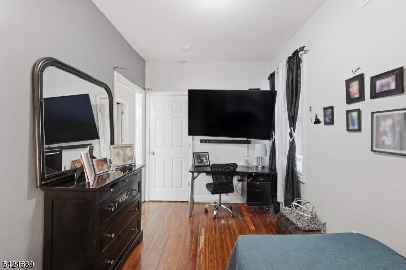 521 Maple Avenue Elizabeth, NJ 07202 - Photo 21 of 41