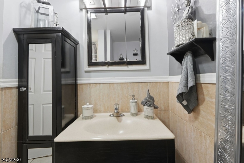 521 Maple Avenue Elizabeth, NJ 07202 - Photo 23 of 41