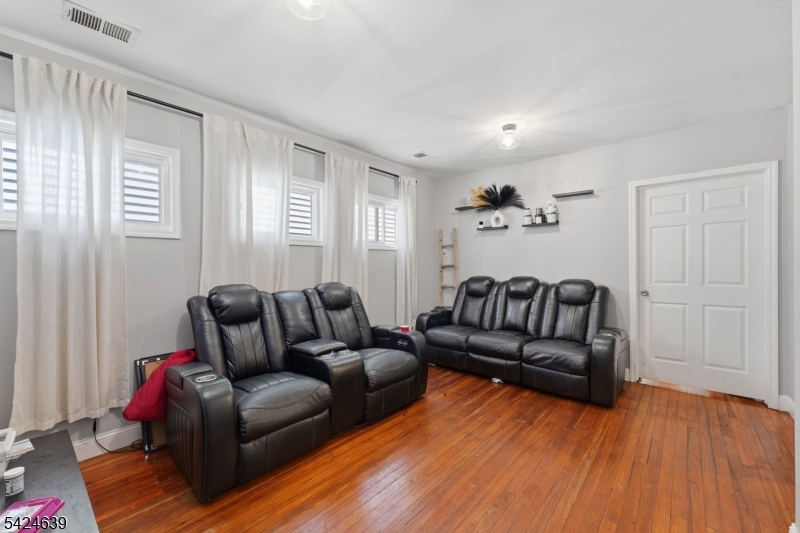 521 Maple Avenue Elizabeth, NJ 07202 - Photo 26 of 41