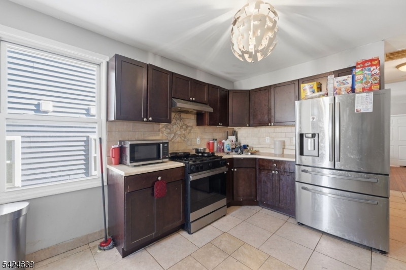 521 Maple Avenue Elizabeth, NJ 07202 - Photo 29 of 41