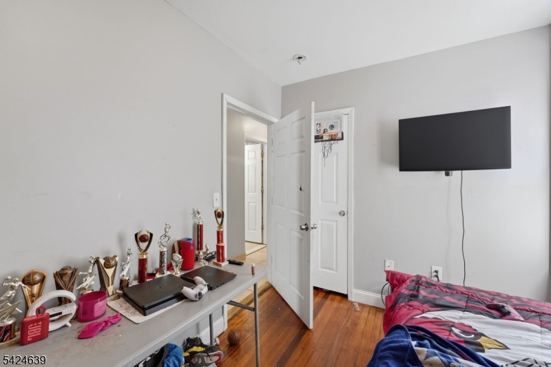 521 Maple Avenue Elizabeth, NJ 07202 - Photo 37 of 41