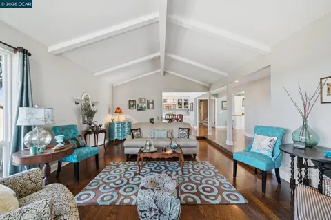 $2,995,000 | 1933 Joseph Drive, Moraga, CA 94556