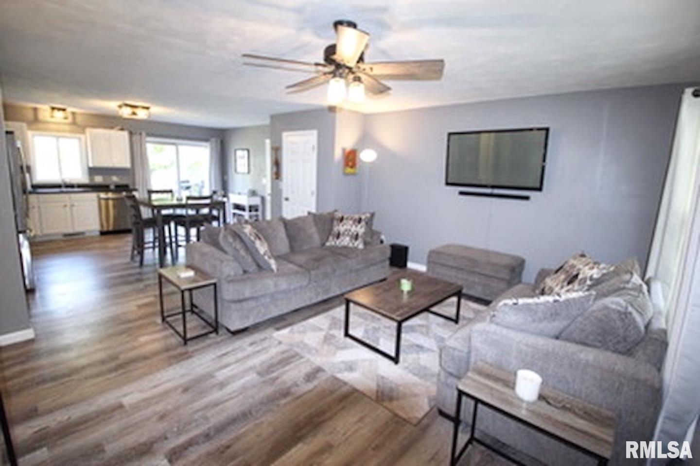 1453 Lakeview Road North Dahinda, IL 61428 - Photo 3 of 42 Gallery Image 3
