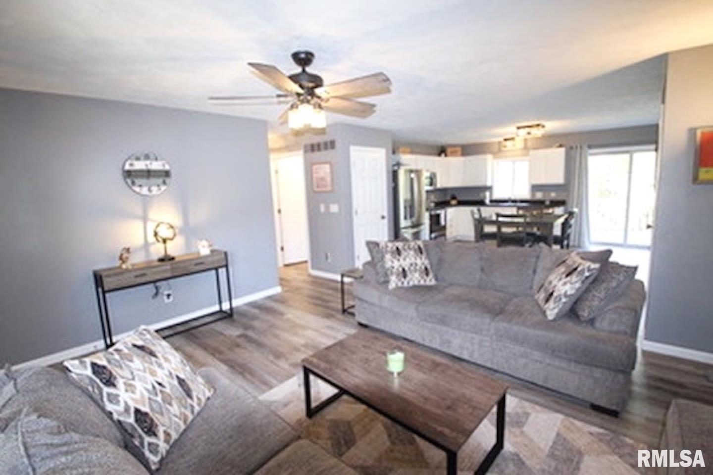 1453 Lakeview Road North Dahinda, IL 61428 - Photo 5 of 42 Gallery Image 5