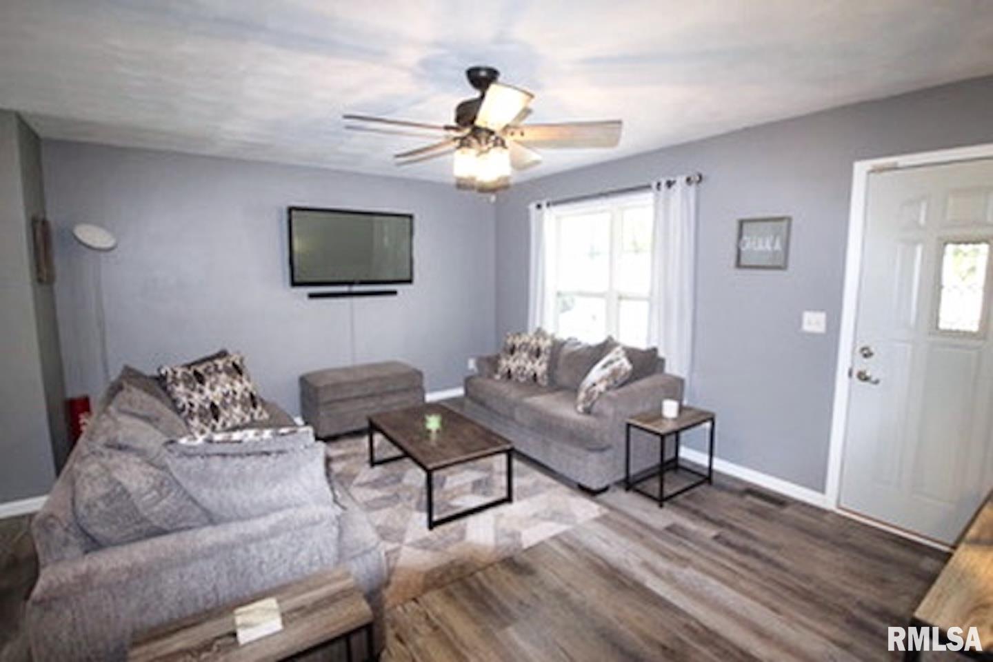 1453 Lakeview Road North Dahinda, IL 61428 - Photo 6 of 42 Gallery Image 6