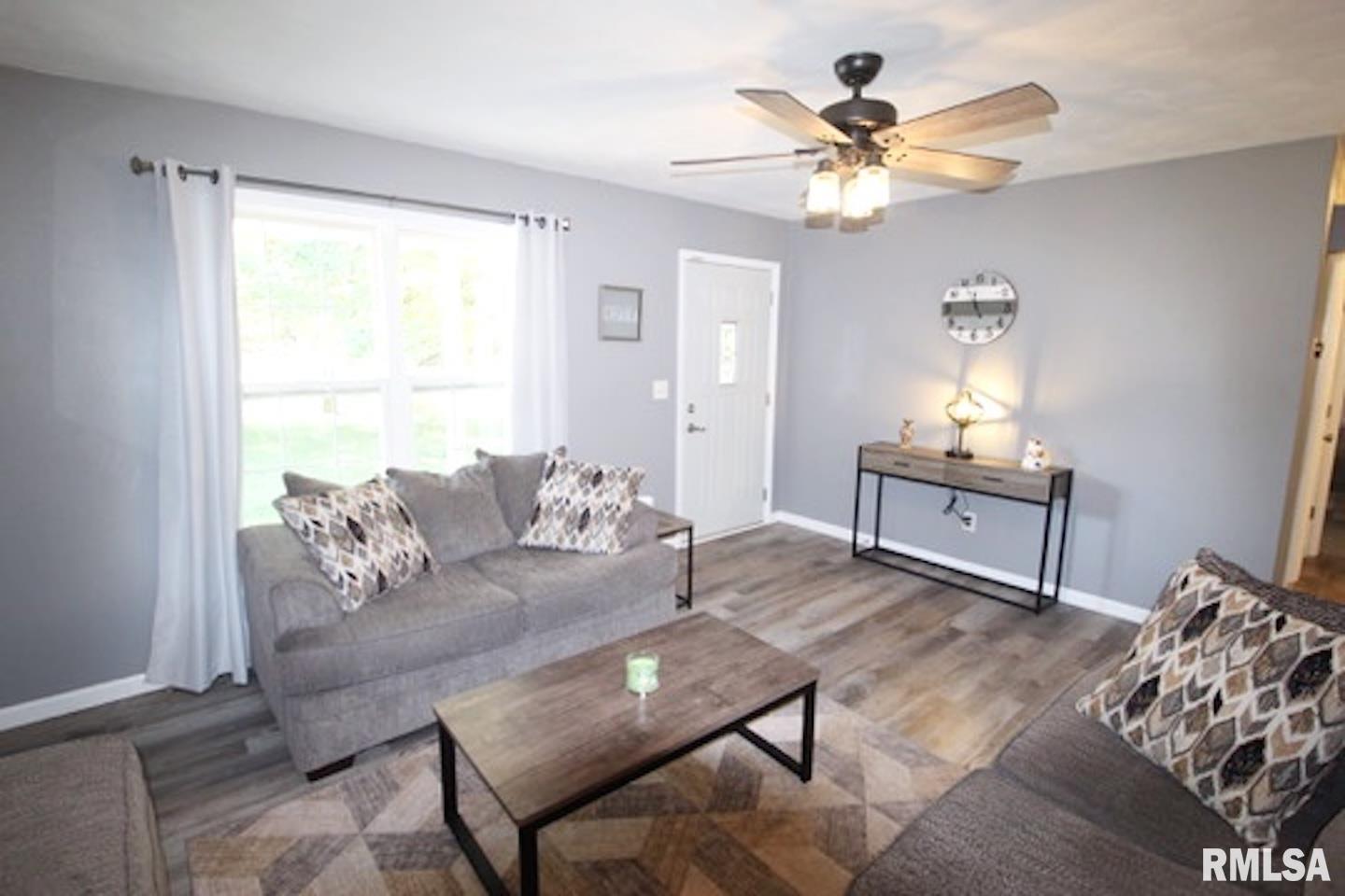 1453 Lakeview Road North Dahinda, IL 61428 - Photo 7 of 42 Gallery Image 7